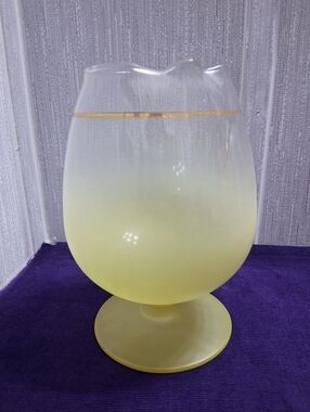 Vintage Blendo Cocktail Snifter Pitcher Yellow With Gold Band MCM